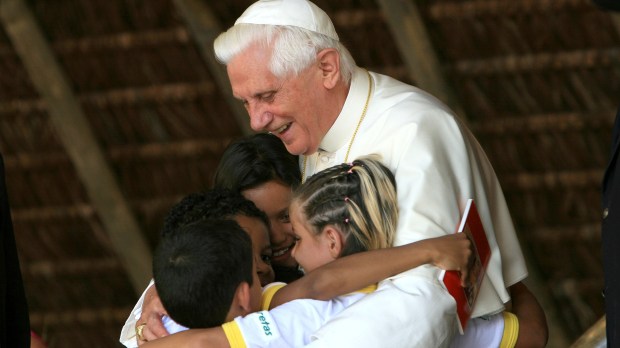 Papa Bento XVI visita a Fazenda da Esperança