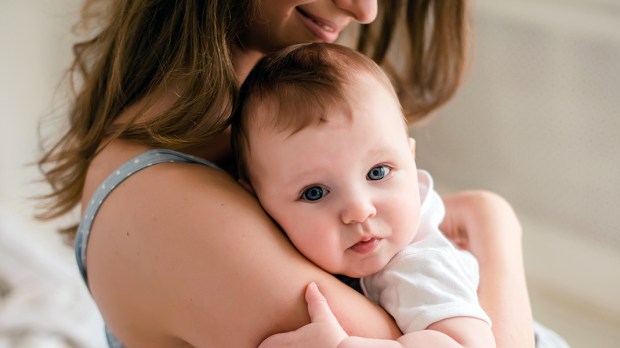 WEB3-BABY-MOTHER-CHILD-HUGGING-LOVING-CARE-Shutterstock