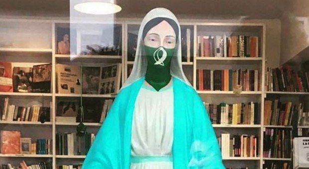 profanação Nossa Senhora aborto argentina