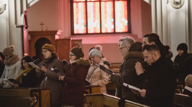 Canto do Glória na Missa