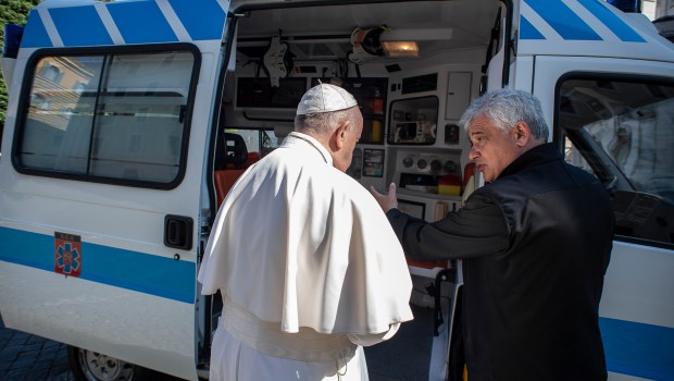 Ambulância do Papa
