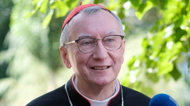 Cardinal Parolin é o "número 2" do Vaticano