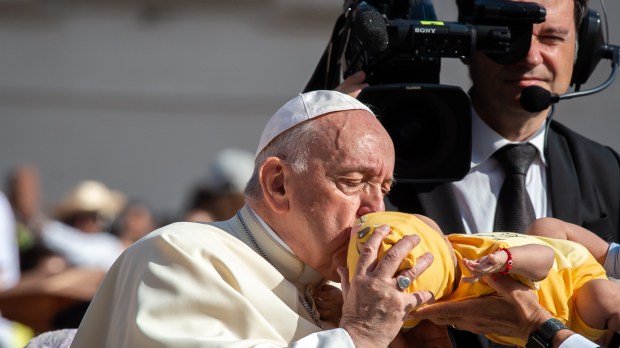 POPE FRANCIS - VATICAN - ST. Peter's Square - Audience