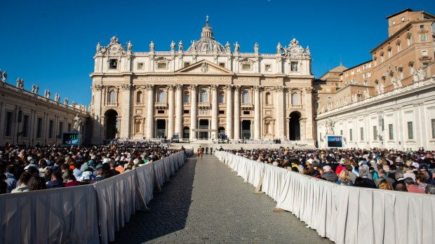 Pope-Francis-audience-with-members-of-the-Communion-and-Liberation-movement-Antoine-Mekary-ALETEIA