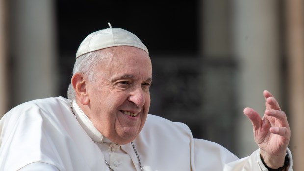 Papa Francisco dá conselhos para um mundo mais solidário
