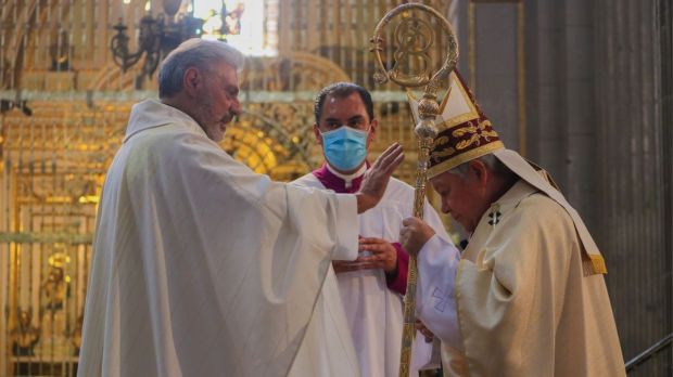 Mexique ordination père Carlo