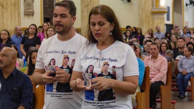 Pais de jovem morta no Paraná